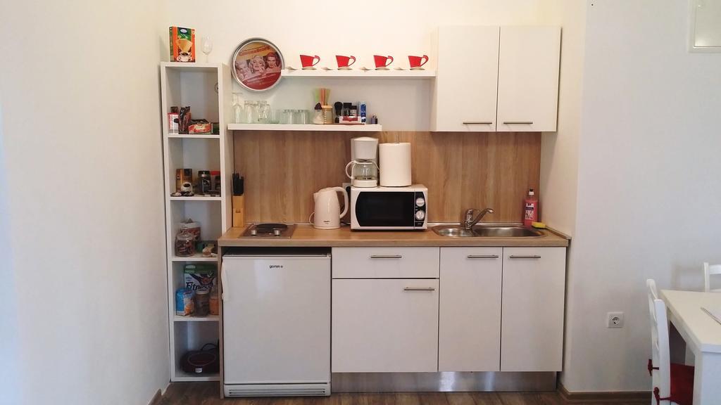 Apartment S *